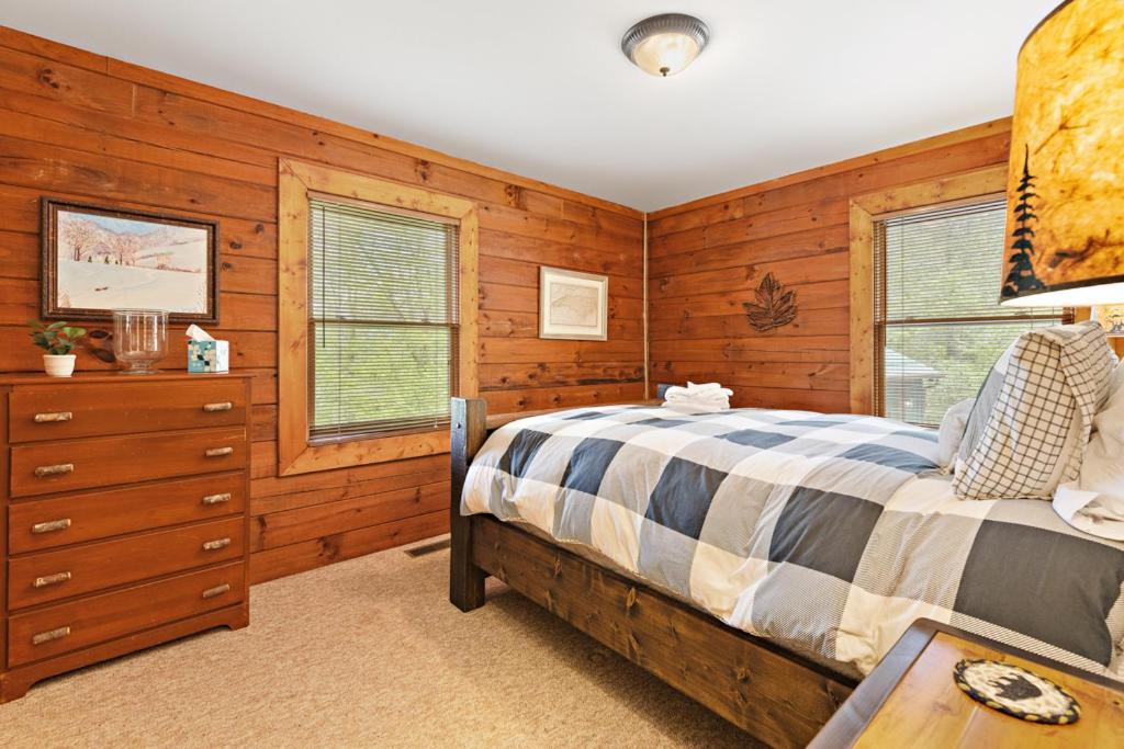 Lucky Bear Cabin Banner Elk Ngoại thất bức ảnh