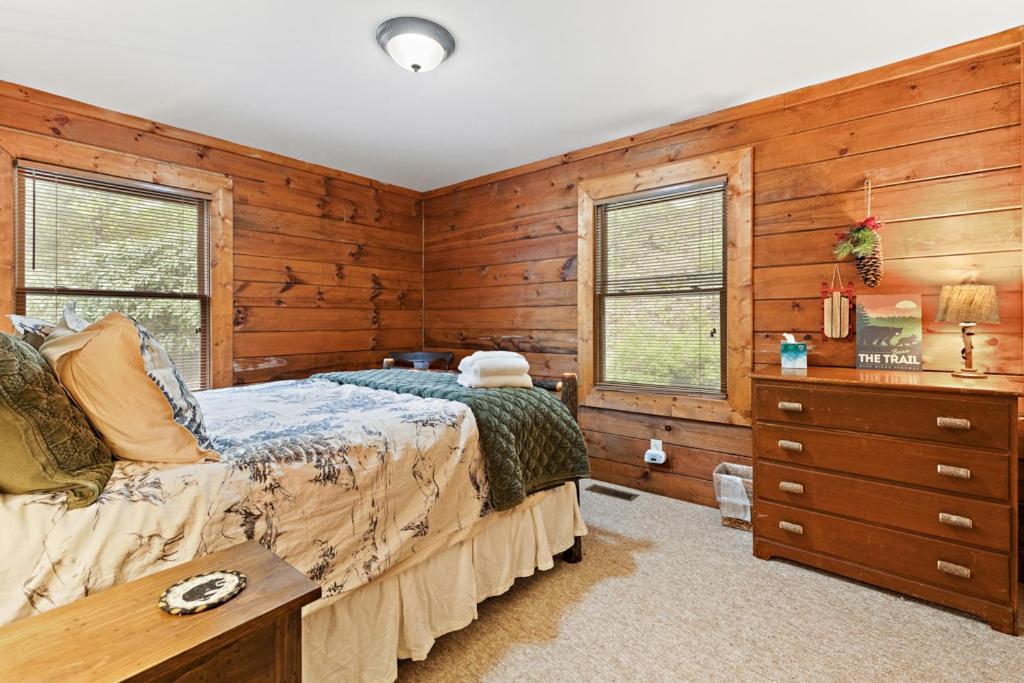 Lucky Bear Cabin Banner Elk Ngoại thất bức ảnh